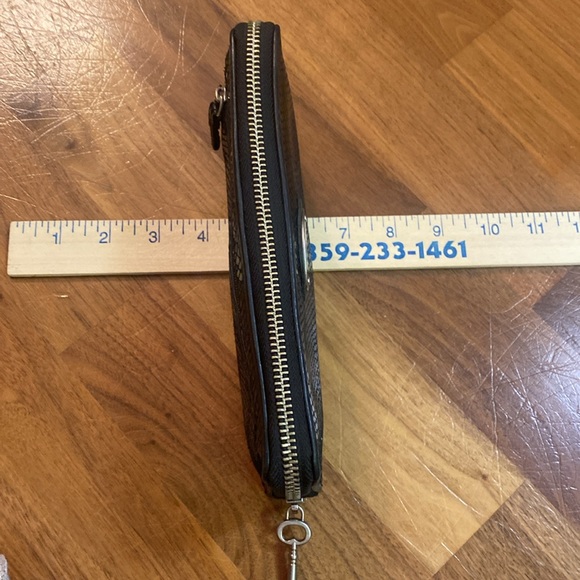 Fossil wallet - Picture 3 of 8